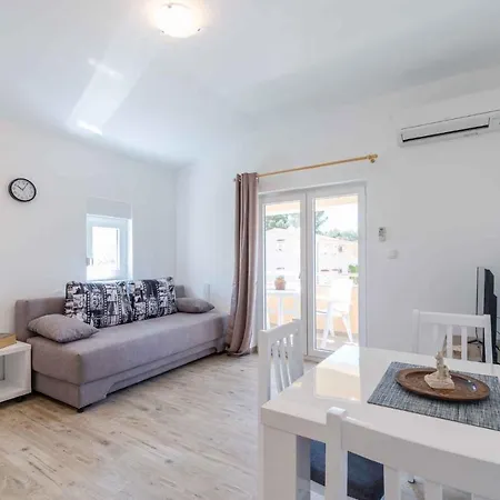 In Privlaka - Zadar Riviera 41335