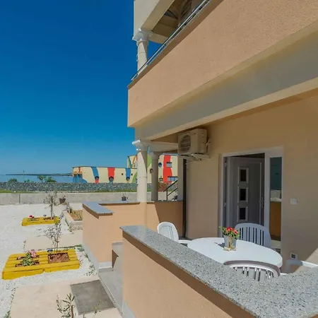 In Privlaka - Zadar Riviera 41335 Apartment *